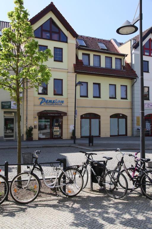 Pension am Markt Lubben Bagian luar foto